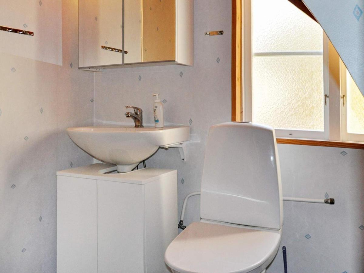6 Person Holiday Home In Str Mstad Strömstad Exteriör bild