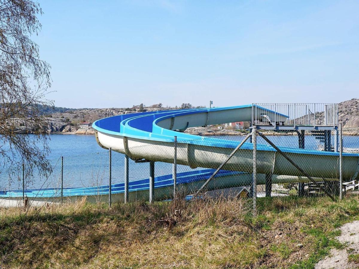 6 Person Holiday Home In Str Mstad Strömstad Exteriör bild